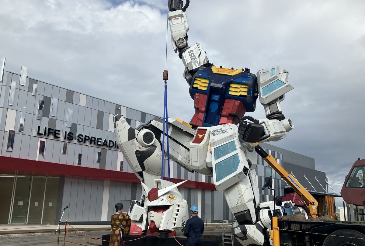 実物大の「ガンダム」の上棟式（23日 大阪・夢洲）