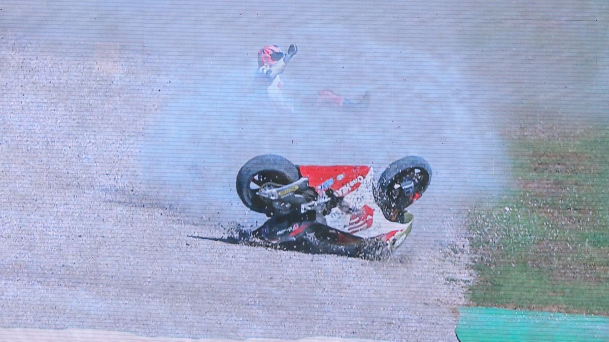 Moto2小椋藍の逆転チャンピオンを掛けた戦いは転倒で終わる レース後の質問に言葉に詰まらせ「悔しかったですね・・・」
