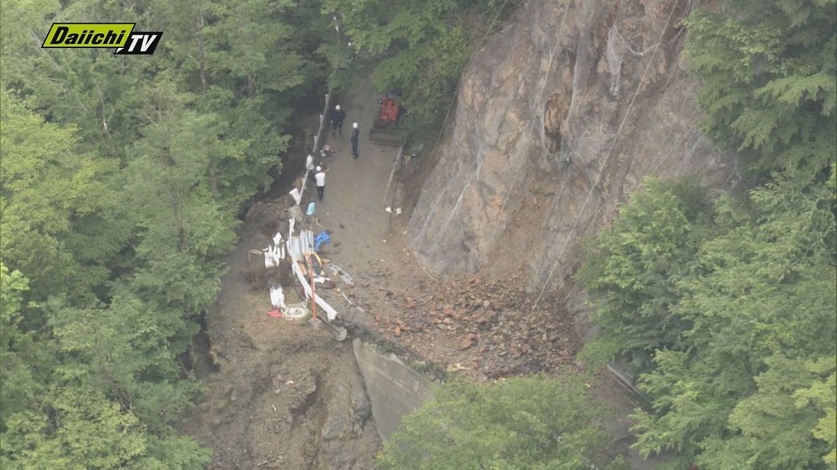 【速報】梅ケ島の林道で落石事故…のり面防護網設置中の作業員複数が負傷か（静岡市葵区）