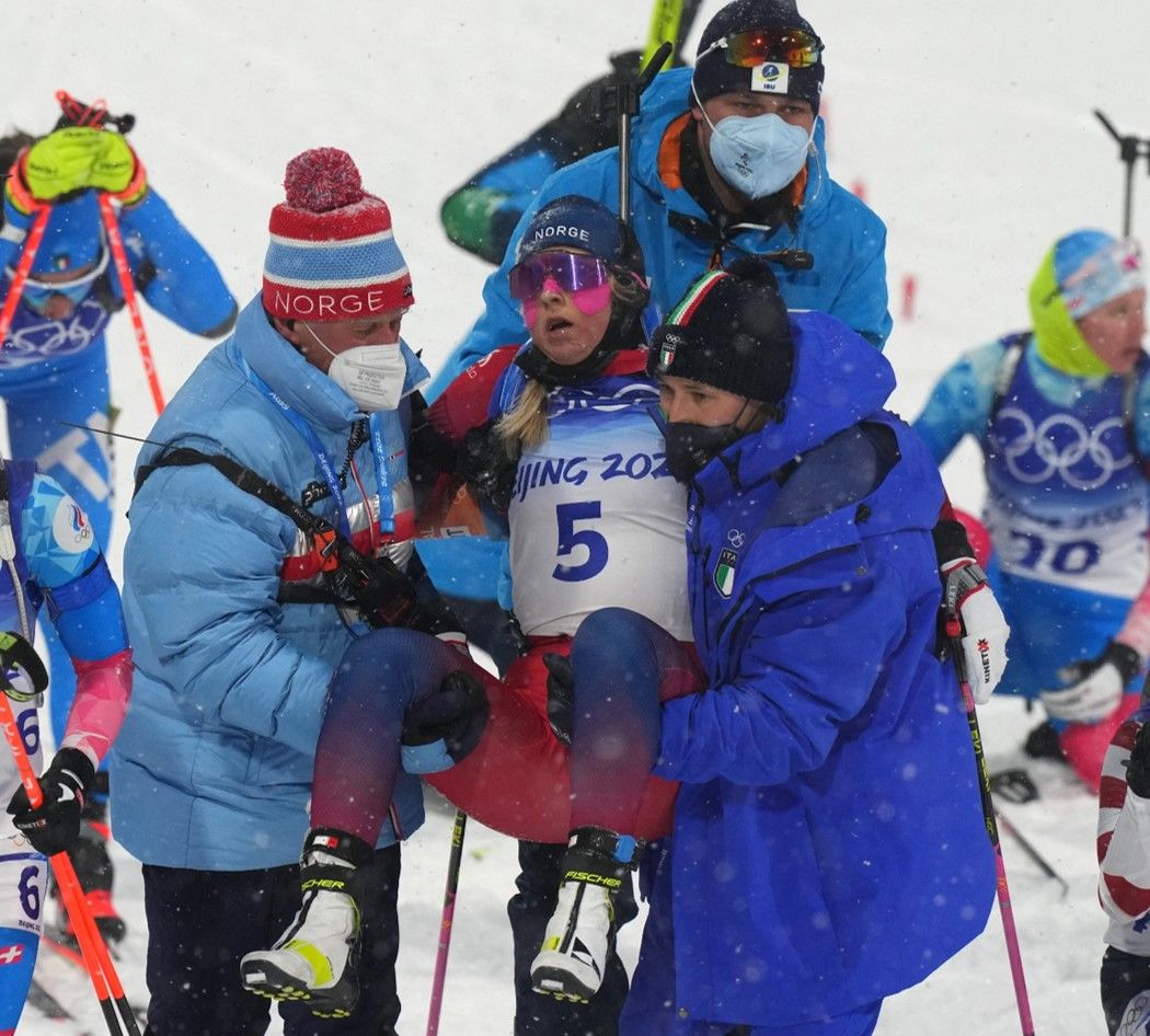 “超過酷なレース”バイアスロン　ノルウェー選手がゴール直後に倒れ込む「心臓に問題」で帰国へ