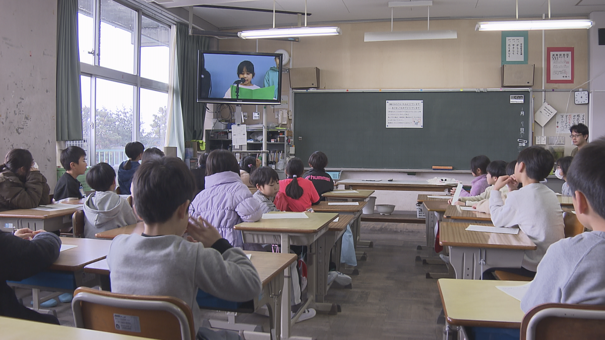 小学校で始業式「３学期は勉強頑張りたい！」目標発表　８日がピーク