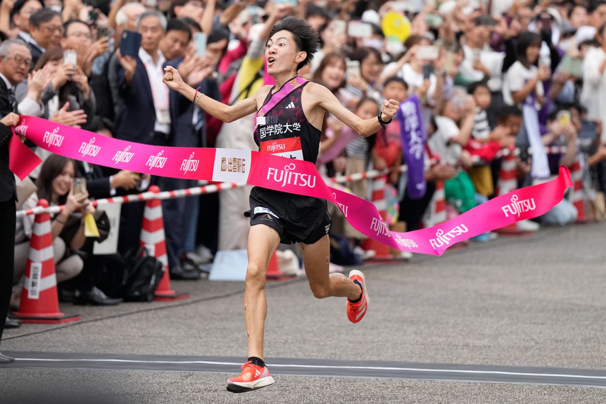 國學院大學が出雲駅伝2度目のV「みんなの勢いを借りて優勝することができました」最終6区で平林清澄が駒澤大の篠原倖太朗を振り切る