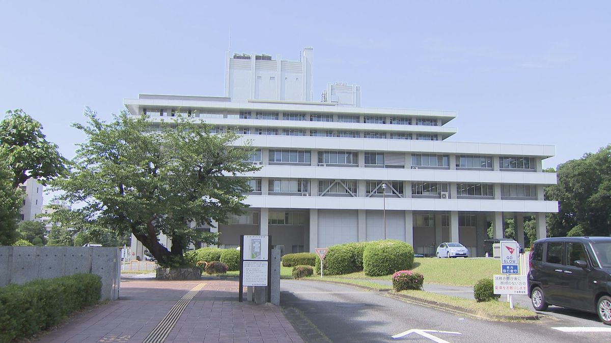 虚偽の内容で契約か　「革マル派」の2人不起訴