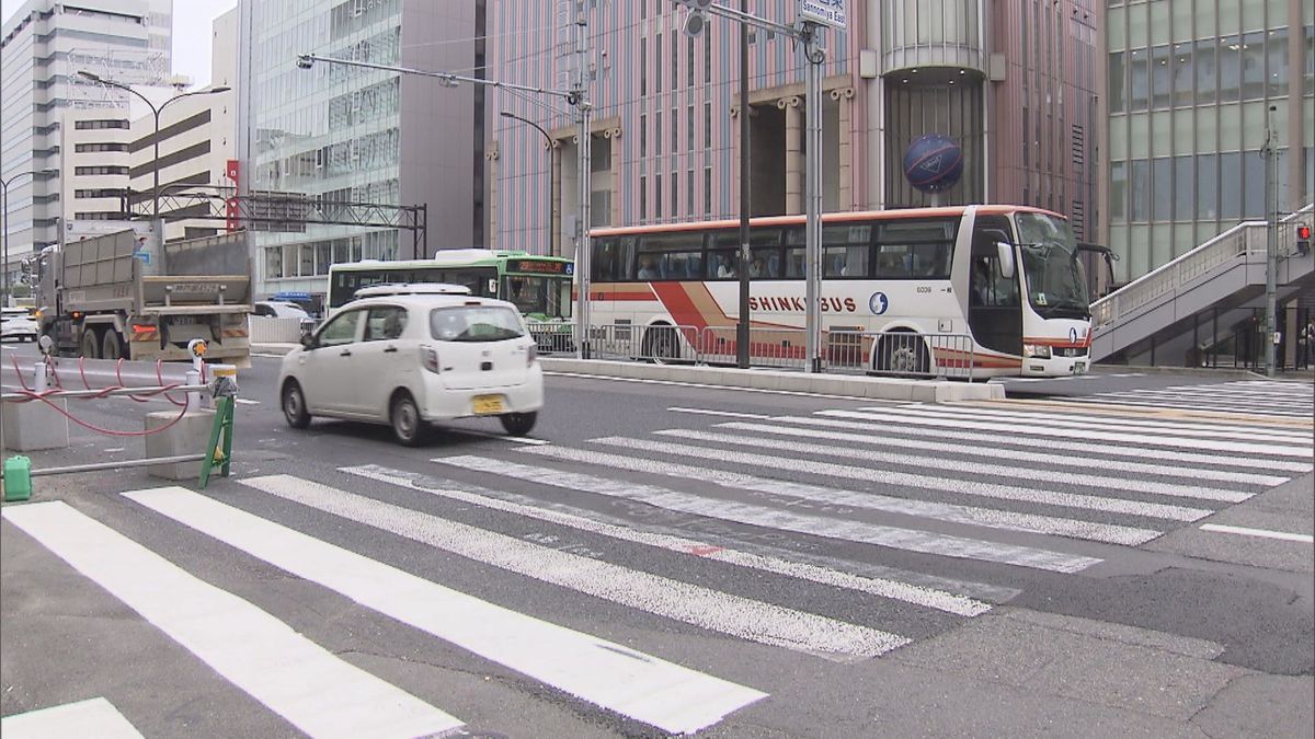 【速報】JR三ノ宮駅前のひき逃げで25歳男を逮捕　歩行者の男性が重傷　調べに対し黙秘　神戸