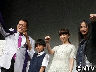 中山美穂も感動、辻仁成監督「猪木さんの演技を見て大泣き」