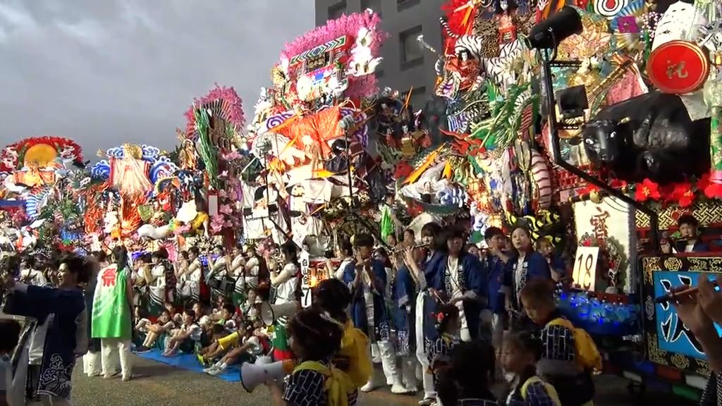 県南地方最大の夏祭り　八戸三社大祭　開幕　豪華けんらんな山車披露