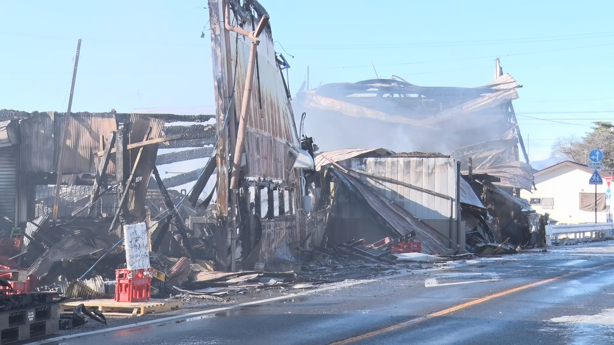 未明の火事　創業明治24年の老舗酒蔵で火事　酒蔵1棟と住宅2棟全焼　約16時間後にようやく鎮火　けが人なし