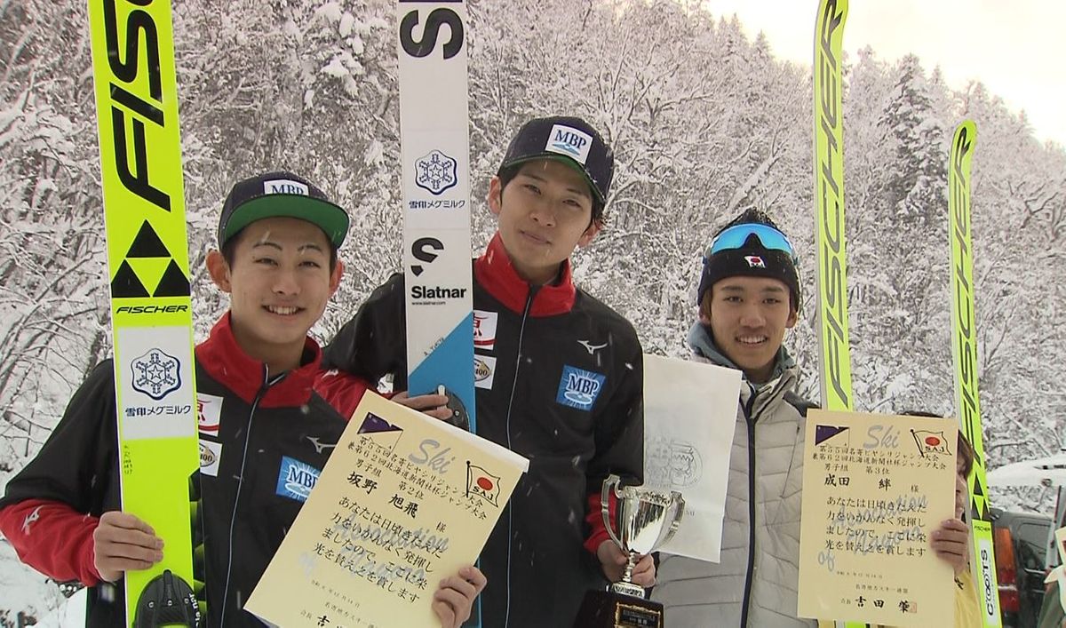 【スキージャンプ】冬の国内開幕戦 男子Ｖ佐藤幸椰 女子Ｖ岩佐明香 25年札幌W杯へ弾み