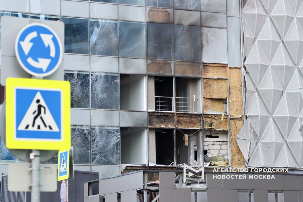 露・モスクワのビルにドローンが墜落…外壁が破損