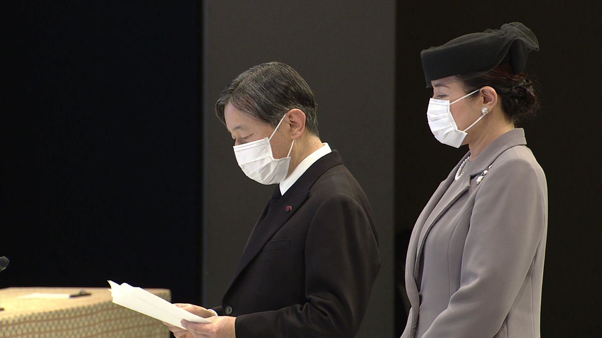 両陛下と愛子さま、皇居・御所で黙とう　東日本大震災の発災時刻に合わせ