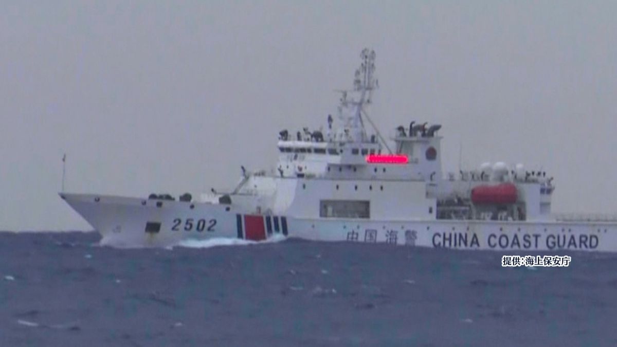 76ミリ機関砲を搭載した中国海警局の船舶