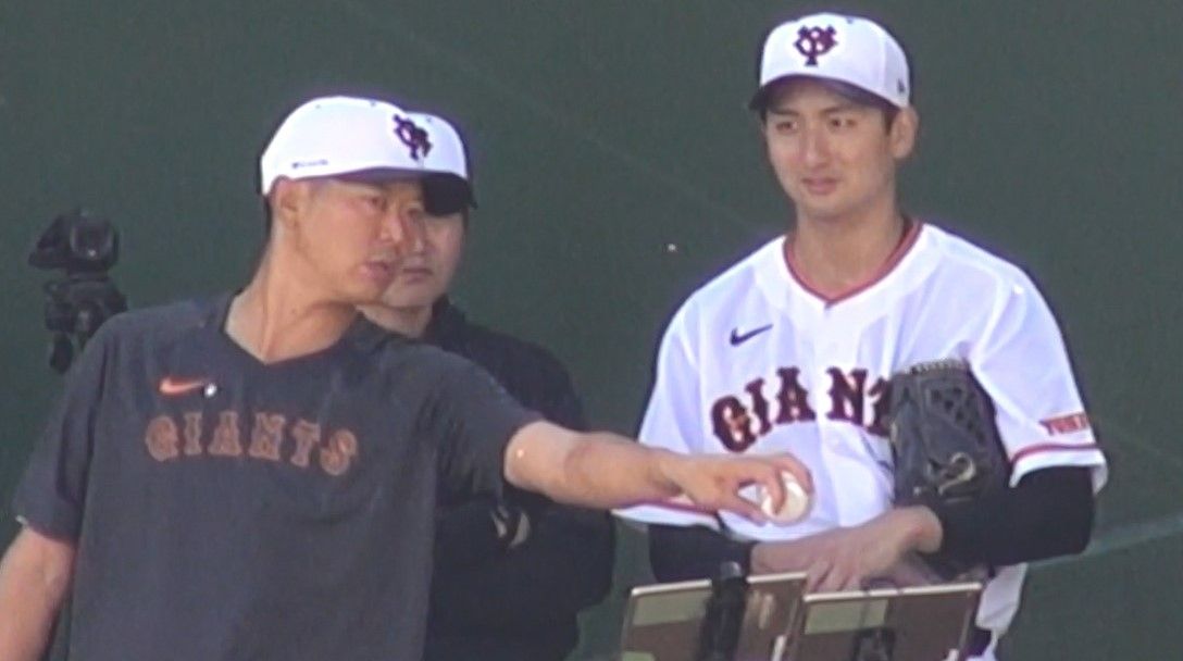 「チェンジアップ、改良したいね」巨人・横川凱　同じ左腕の杉内＆内海コーチからチェンジアップのアドバイス