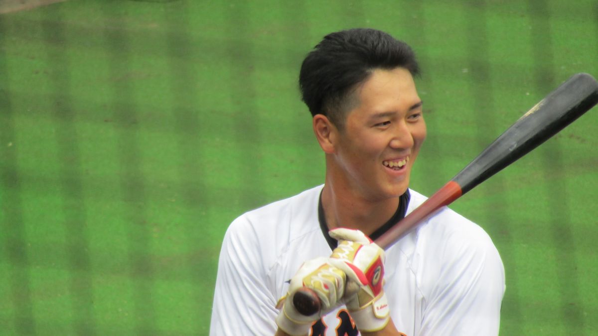 【身長2m超え】プロ野球・巨人2年目秋広優人　今季はまだ1軍登録なしも2軍で打撃好調 　“師匠”中田翔と1軍でプレーできるか