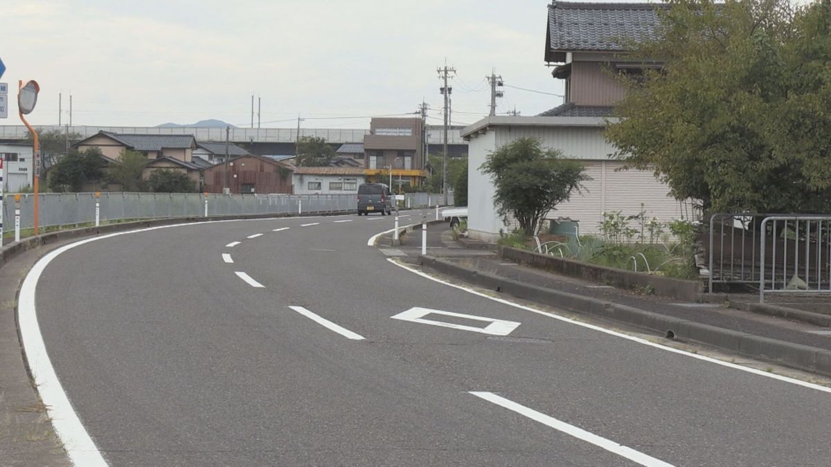 鯖江市で自転車の女性(55)が軽トラックにはねられ死亡 ヘルメット着用なし