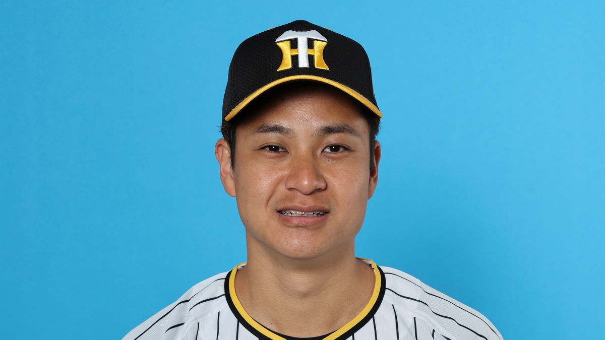 「岡田監督もニコニコ」 阪神・大竹耕太郎6年目でプロ初ヒット　ショートへの内野安打