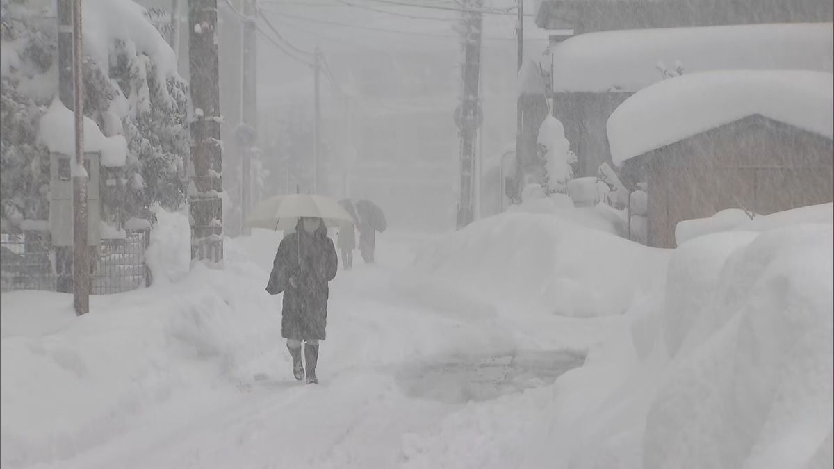 【強烈寒波】6時間の降雪量32センチ　長岡市などに一時大雪警報　24日にかけ平地も含め大雪となるところがある見込み《新潟》