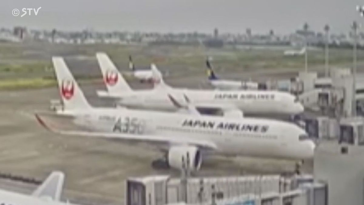 新千歳空港行きの日本航空機と別の日航機の翼が接触　新千歳便は欠航　乗客にけがなし　羽田空港