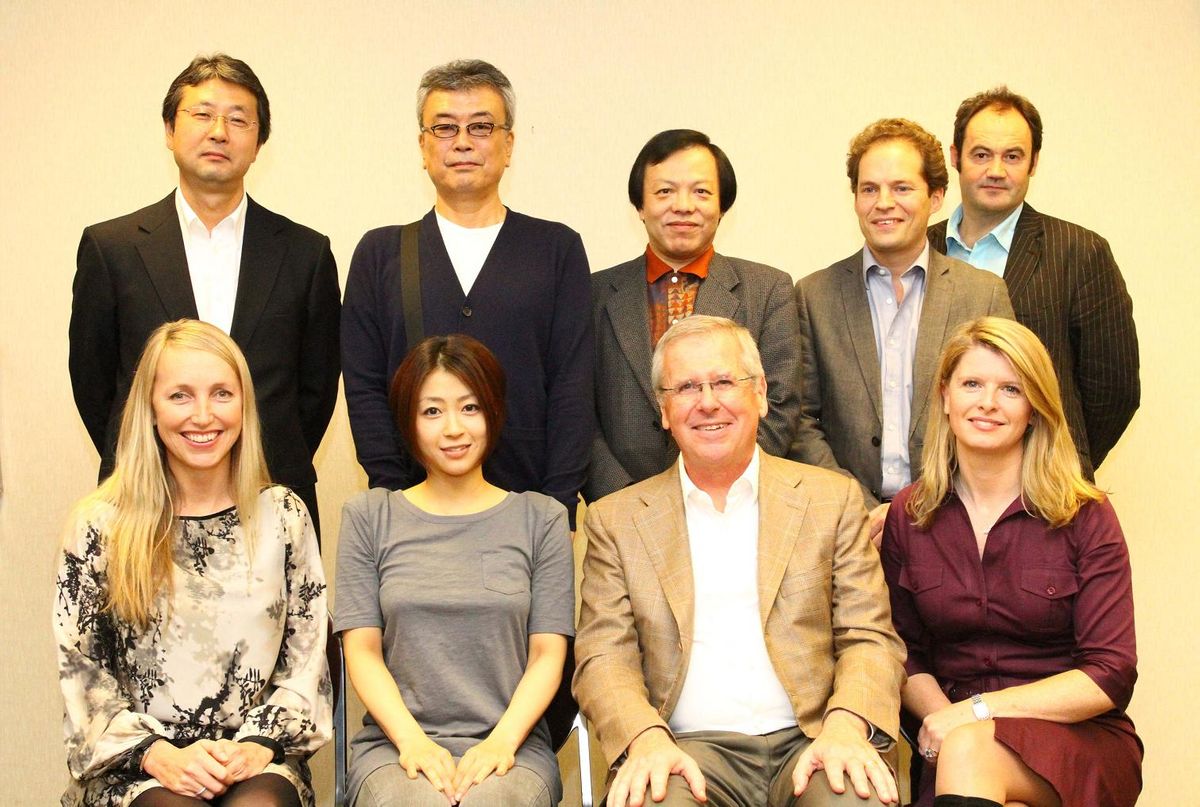宇多田ヒカル、EMIと全世界契約に合意。PV監督に初挑戦