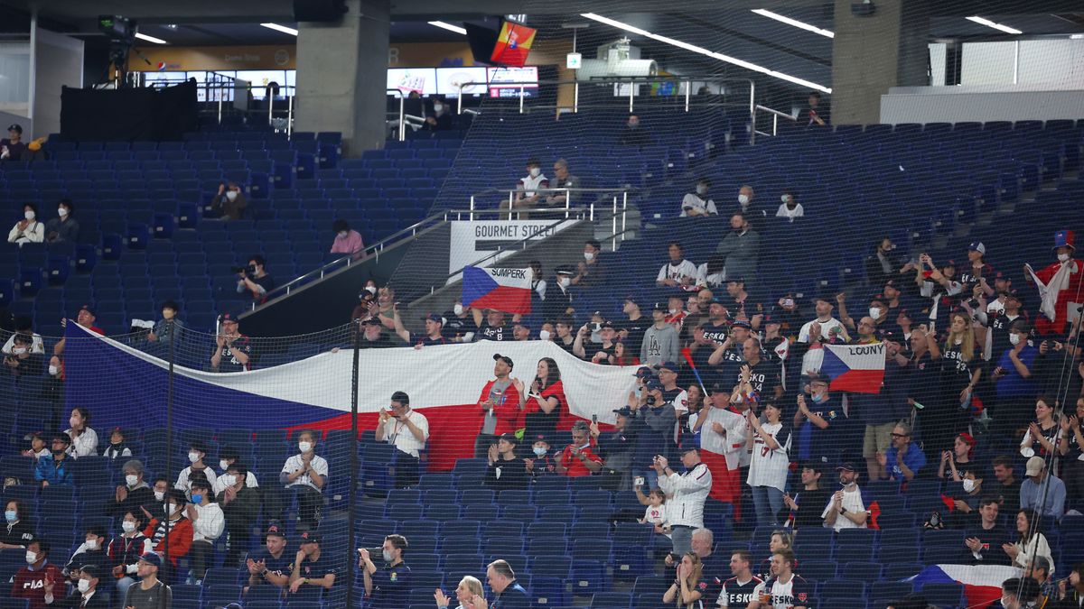 WBCチェコ代表の応援団150人「少しでもチェコの野球が盛り上がれば」 東京ドームでの国歌斉唱に喜び