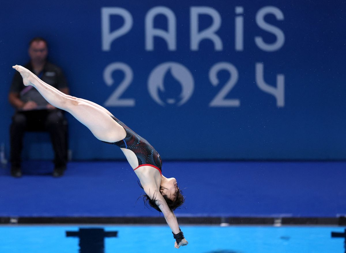 パリ五輪に出場した荒井祭里選手(写真：ロイター/アフロ)