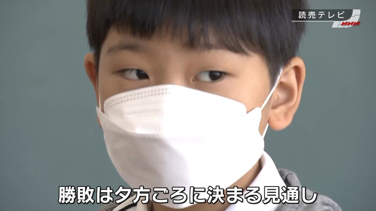囲碁最年少プロ 9歳の藤田怜央初段 やや緊張した面持ちで…｢公式戦｣初対局始まる