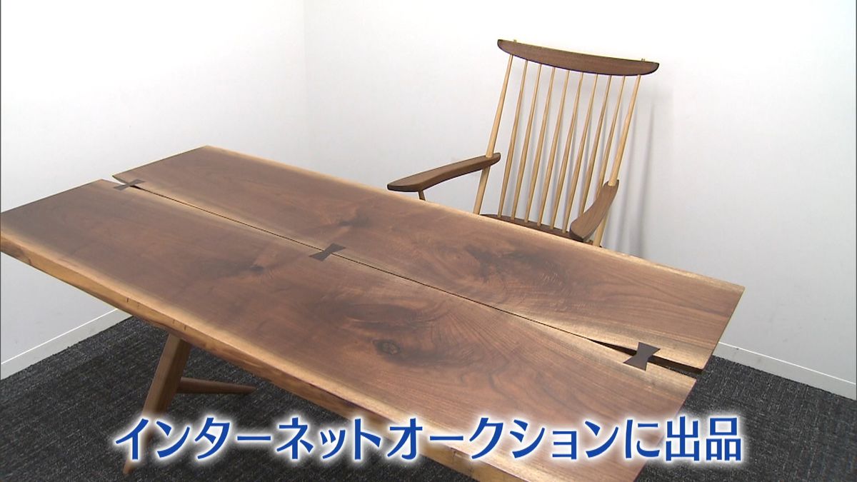 “テスラ”市長の198万円“机と椅子”オークションに出品　市川市