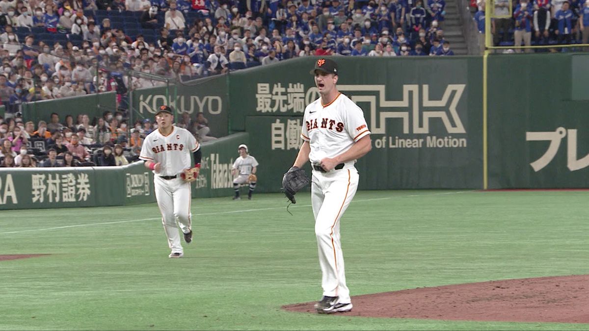 中日・大島洋平選手を三振に抑える巨人・グリフィン投手(画像:日テレジータス)