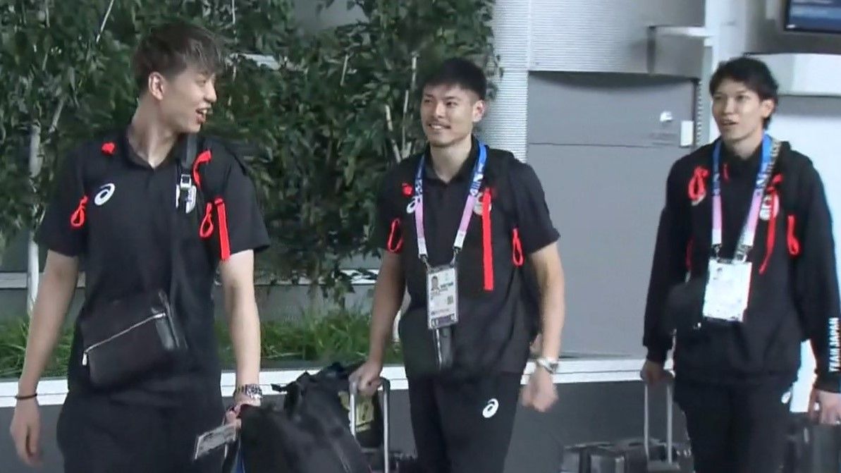 フランス・パリに到着したバレーボール男子日本代表