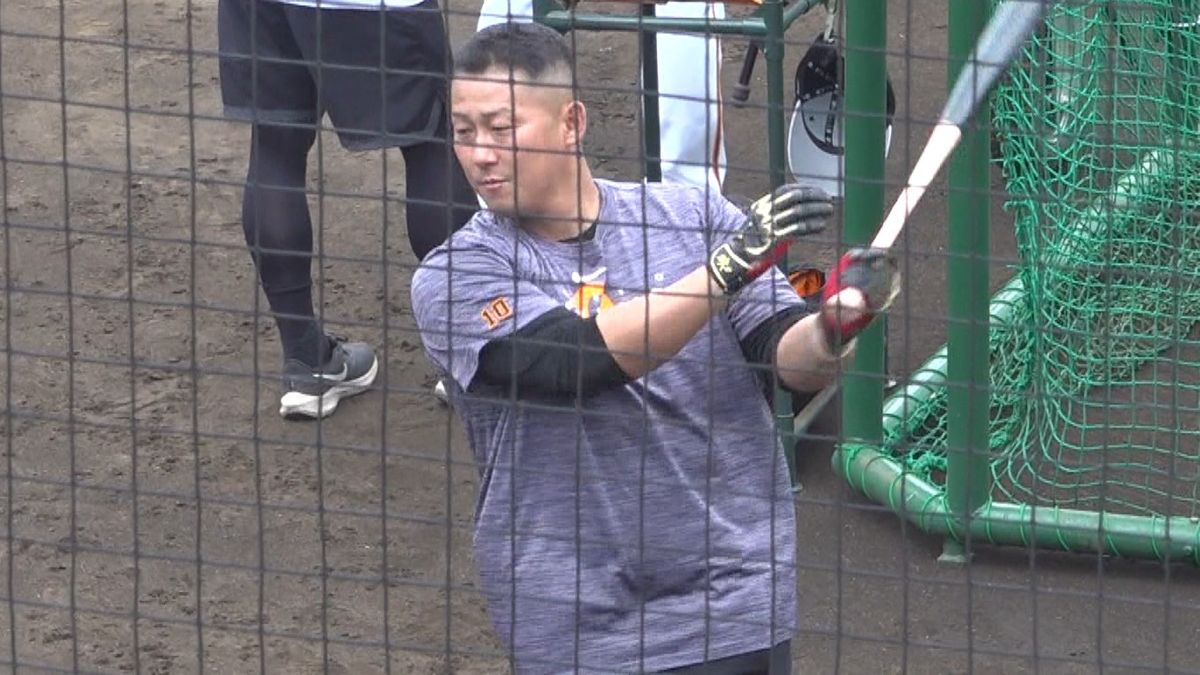 ジャイアンツ球場で打撃練習を行う中田翔選手