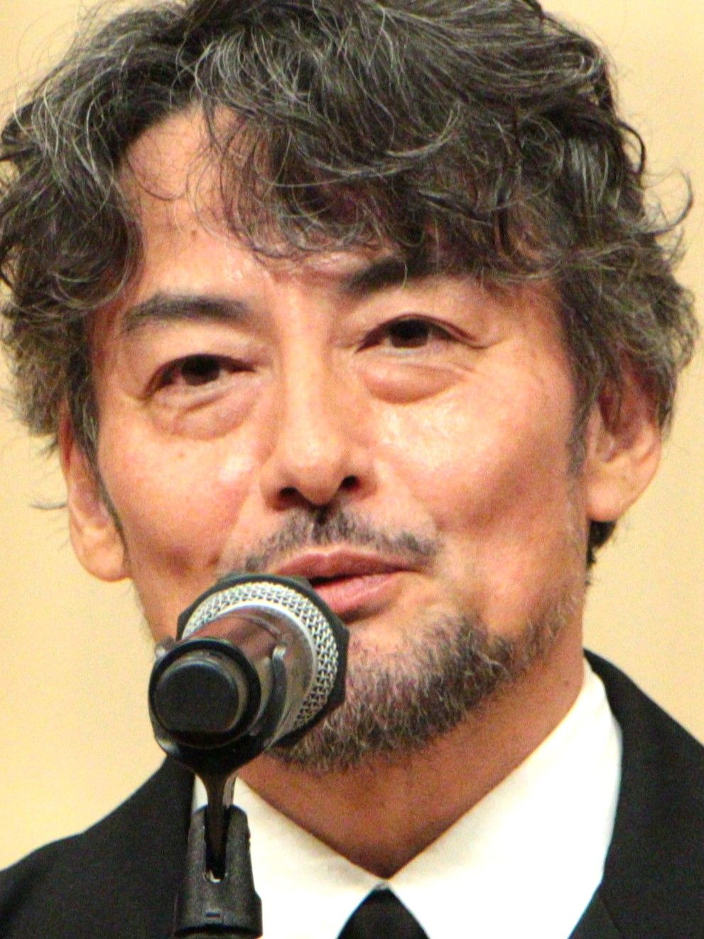 山口馬木也、「ずっと奇跡の連続」　感謝を伝え思わず涙　初主演映画『侍タイムスリッパー』でブルーリボン賞・主演男優賞受賞