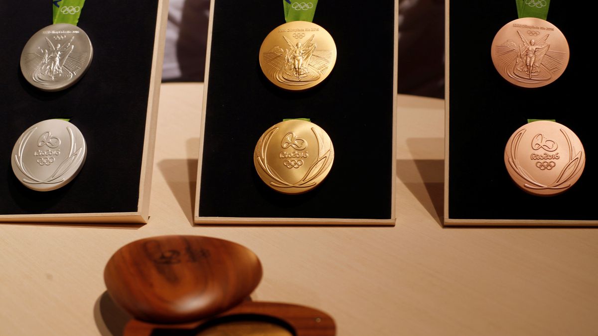 リオ五輪のメダル(写真：ロイター/アフロ)