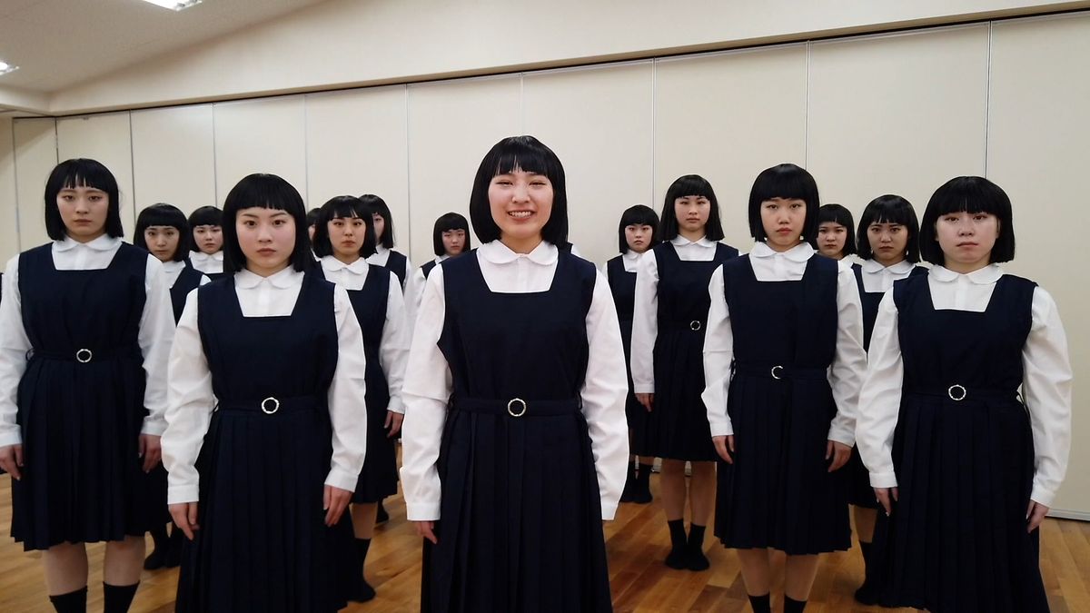 SKY-HI絶賛「イイ意味で技術の無駄遣い」“昭和時代の女学生”ダンスチーム