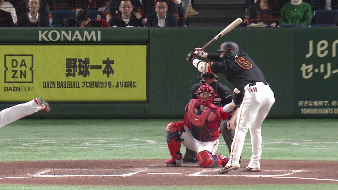 巨人】坂本勇人のユニホームをかすめる押し出しから… 打線が火を噴き一挙7得点で逆転（2024年4月12日掲載）｜日テレNEWS NNN