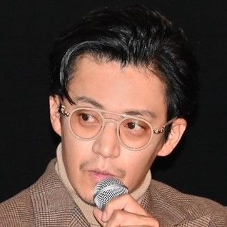 小栗旬　監督作の主演は芸人・藤森慎吾　「ガッチガチで…」緊張の舞台裏