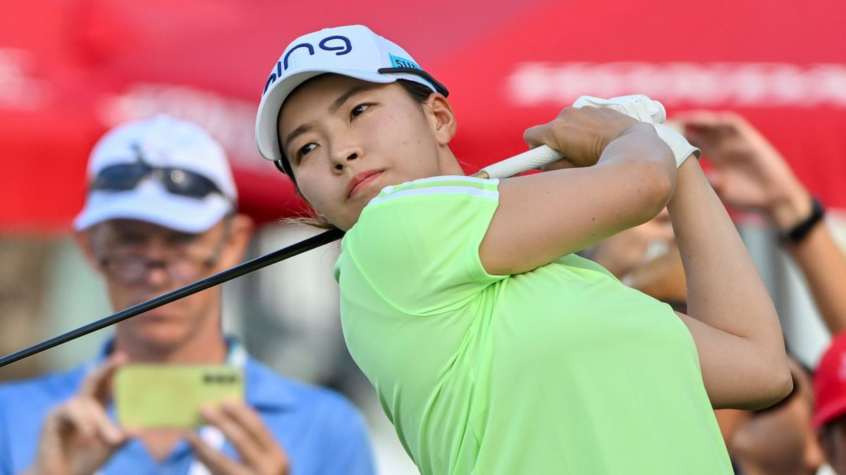【女子ゴルフ】渋野日向子が首位と4打差の17位タイに浮上　「今日はすごいパターに助けられた」
