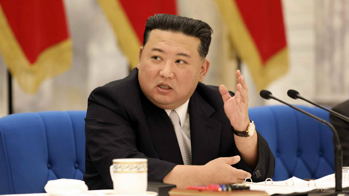 北朝鮮、中央軍事委員会で「重大な問題」承認　金総書記「いかなる敵にも圧勝する自衛力を固める」