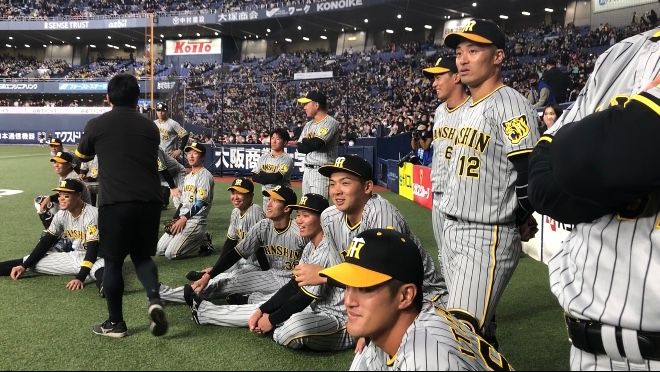 「打球はやッ」と目は大谷翔平にくぎ付け　阪神の選手の目がキラキラ輝く