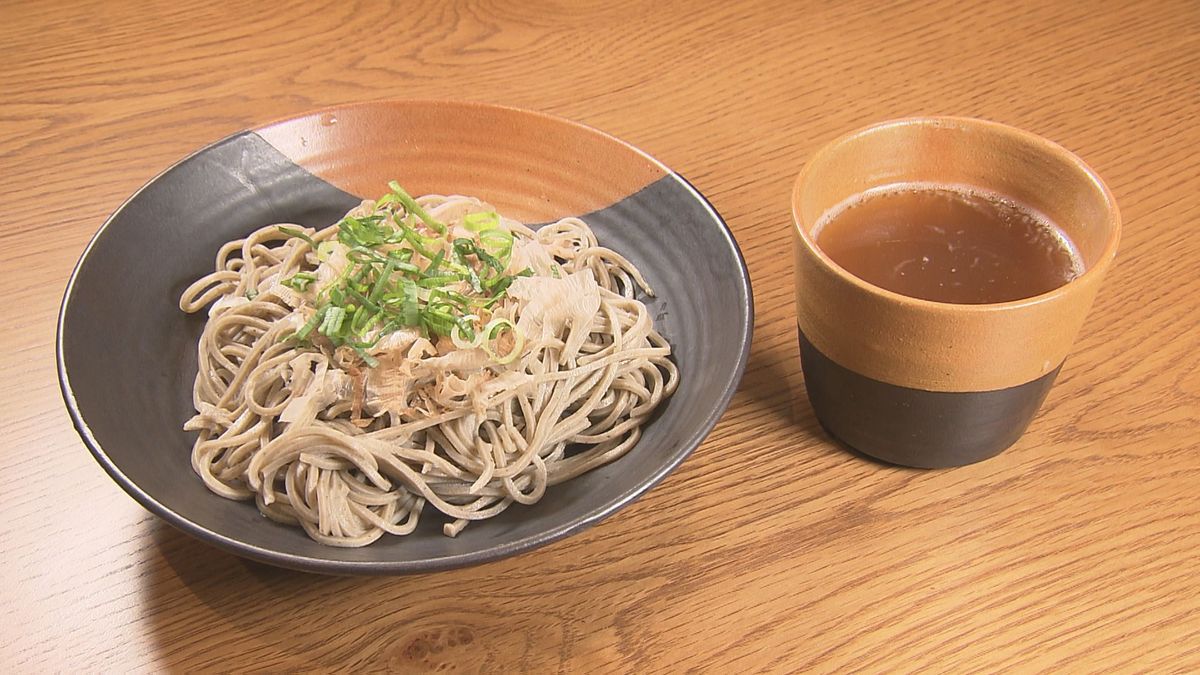 冷凍の十割そば ゆでずにほぐすだけ 家庭でも手軽に本格的な味 永平寺町の食事処が開発