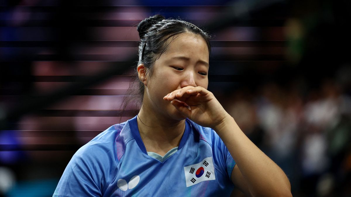 試合に勝利し涙を浮かべる韓国のシン ユビン選手【写真：ロイター/アフロ】
