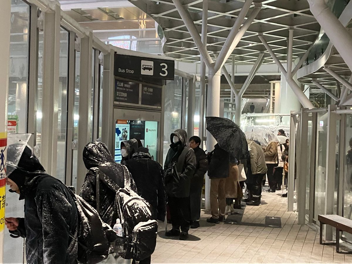 新潟駅バスターミナルの様子