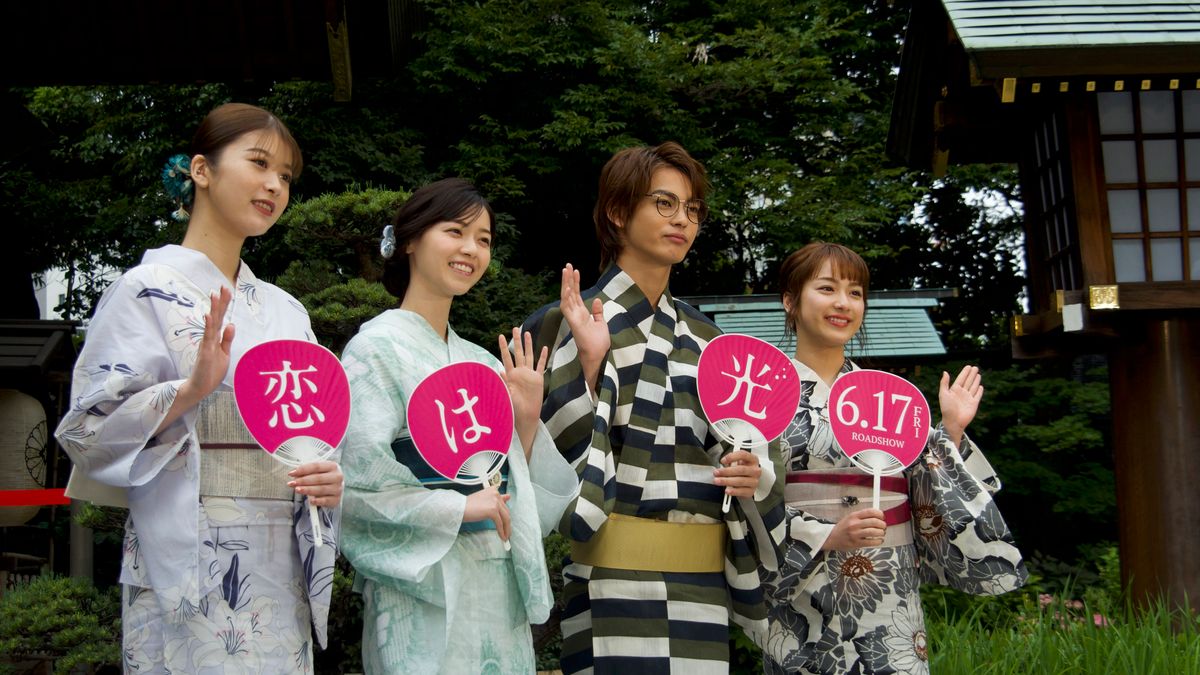 （左から）馬場ふみかさん、西野七瀬さん、神尾楓珠さん、平祐奈さん