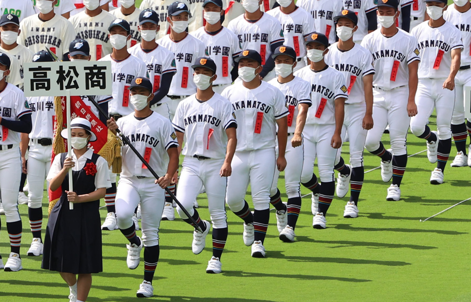 ２５年ぶり夏勝利　高松商が打撃戦制す