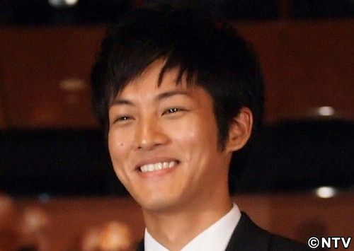 松坂桃李、蜷川作品出演決定「食らいつく」