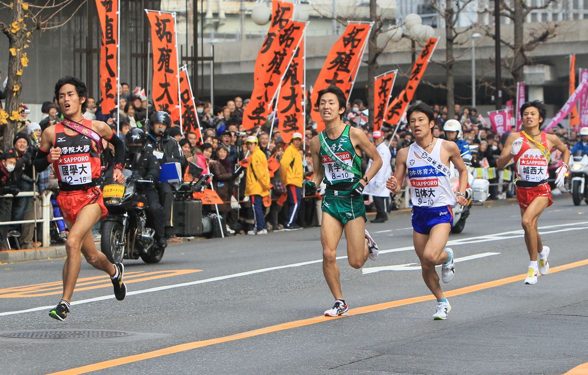 シード権争いをする國學院大學・寺田夏生選手（写真：日刊スポーツ/アフロ）