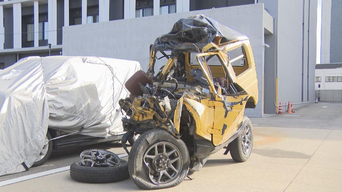 国道で大型トラックと軽自動車が正面衝突　軽自動車の男性(25)死亡　車線はみ出しか　愛知・西尾市