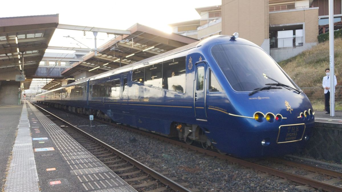 東急　伊豆を走る豪華観光列車「ザ・ロイヤルエクスプレス」が四国・瀬戸内を走行へ　東急・JR３社がタッグ