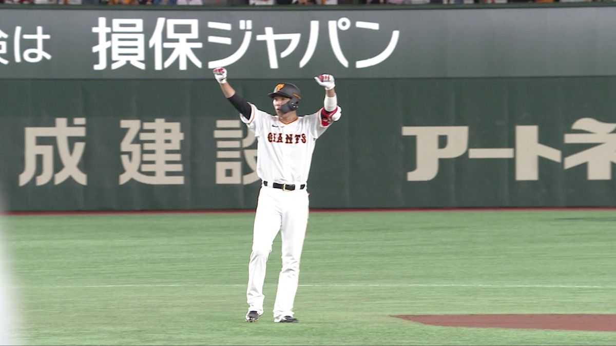 【巨人】「これが俺たちの待ってた坂本」　坂本勇人オープン戦40打席目で初タイムリーにガッツポーズ