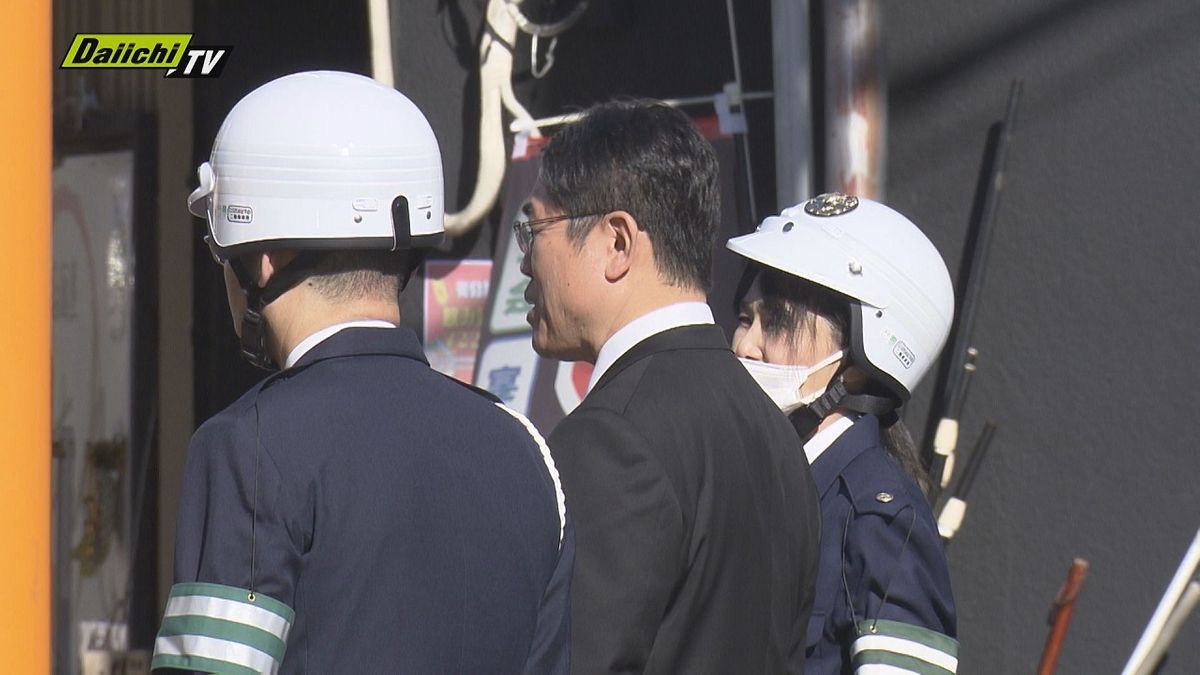 死亡事故相次ぎ『交通死亡事故多発警報』県警本部長が事故防止を呼びかけ （静岡）