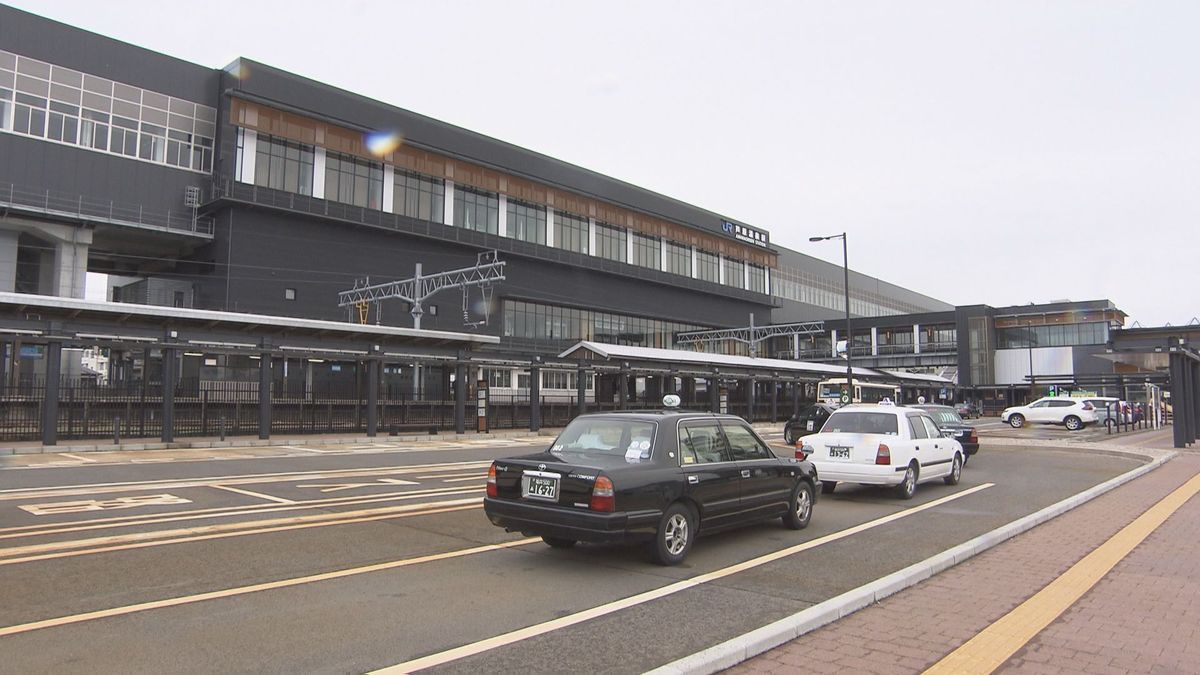 あわら市が駅前の待機タクシー確保　週末夜間のタクシー不足解消へ　1台あたり14300円補助