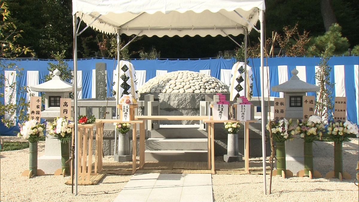 百歳で亡くなった三笠宮さま偲ぶ「墓所祭」